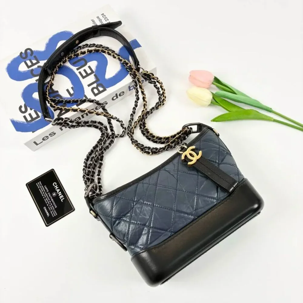 CHANEL brand color